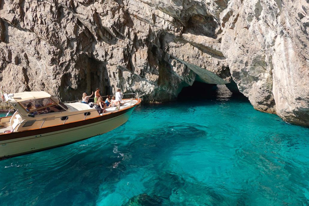 Campania Smart - Capri. Grotta Verde