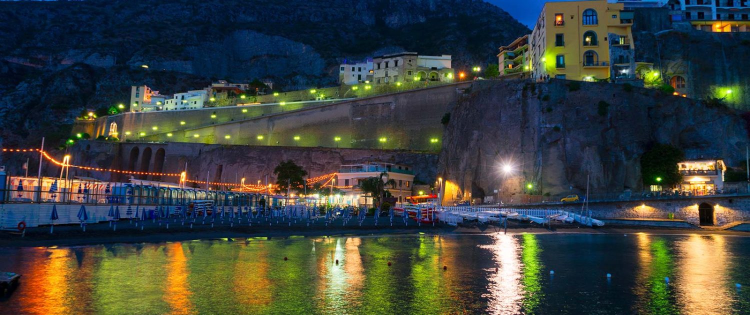 Meta di Sorrento di notte