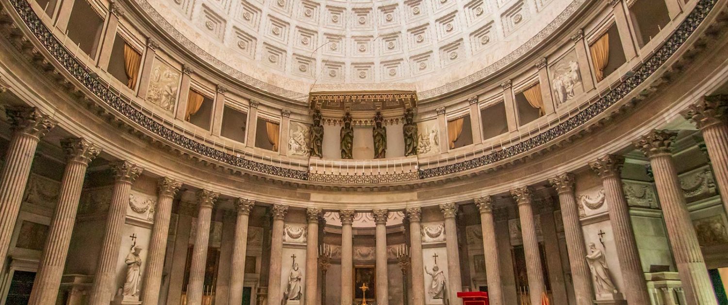 basilica reale pontificia San Francesco da Paola interni